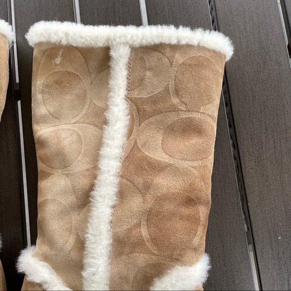 Y2K STYLE SUEDE COACH LOGO BOOTS WITH FAUX FUR!! - Picture 12 of 13